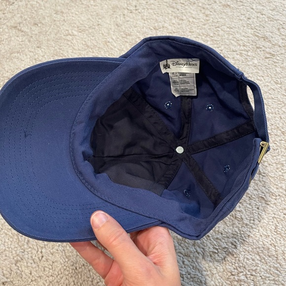 Disney Parks hat. Women’s sizing. Minnie Mouse bow. - Picture 3 of 6